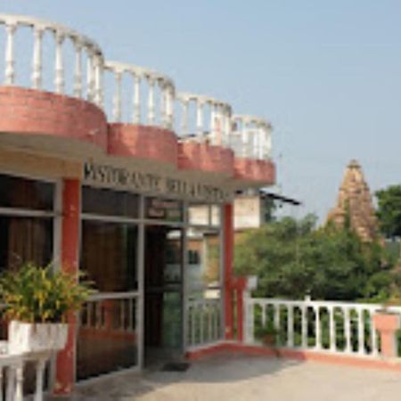 Hotel Casa Di William Khajuraho Exterior photo